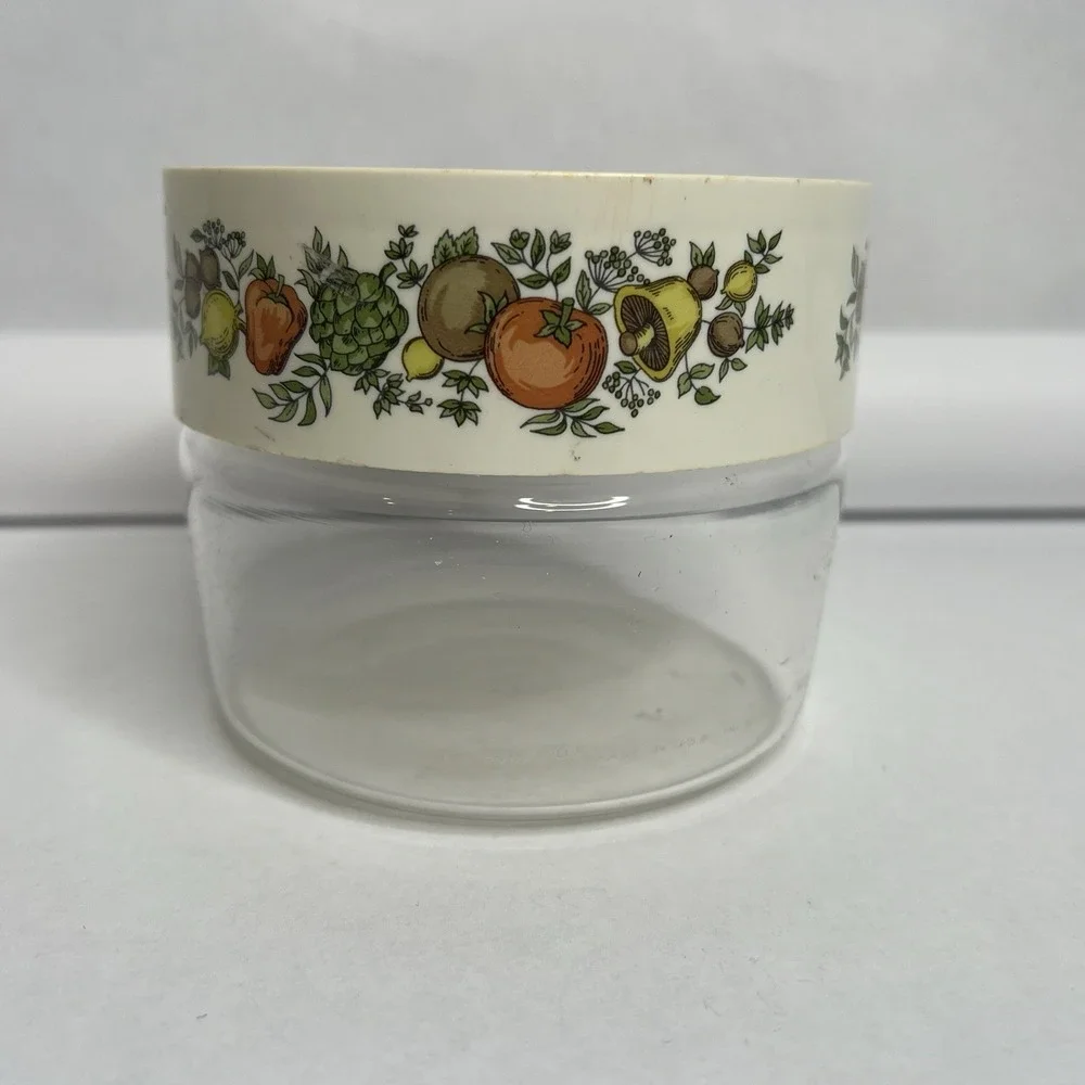 PYREX Spice of Life Round Glass Canister with Lid 4